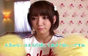 Racy floozy Mayu Nozomi loves giving blowjobs all around