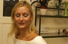 Passionate sweetie Jenny F sucks a big hard boner with passion